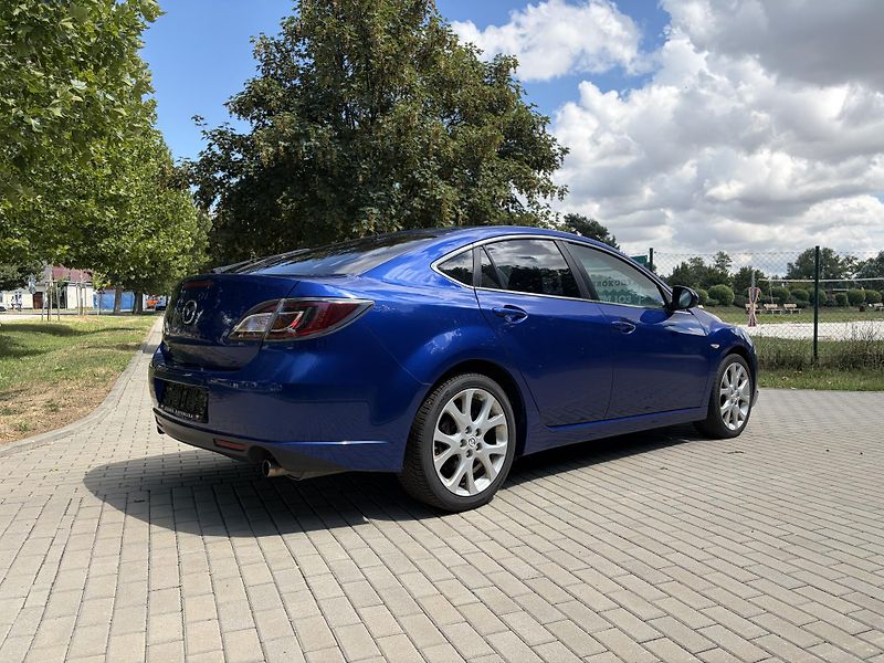 Mazda 6 2.5 Top Sport - fotka 10 z 31