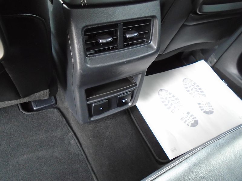 Ford Galaxy 2.5 Durarec FHEV Vignale 7míst - fotka 32 z 46