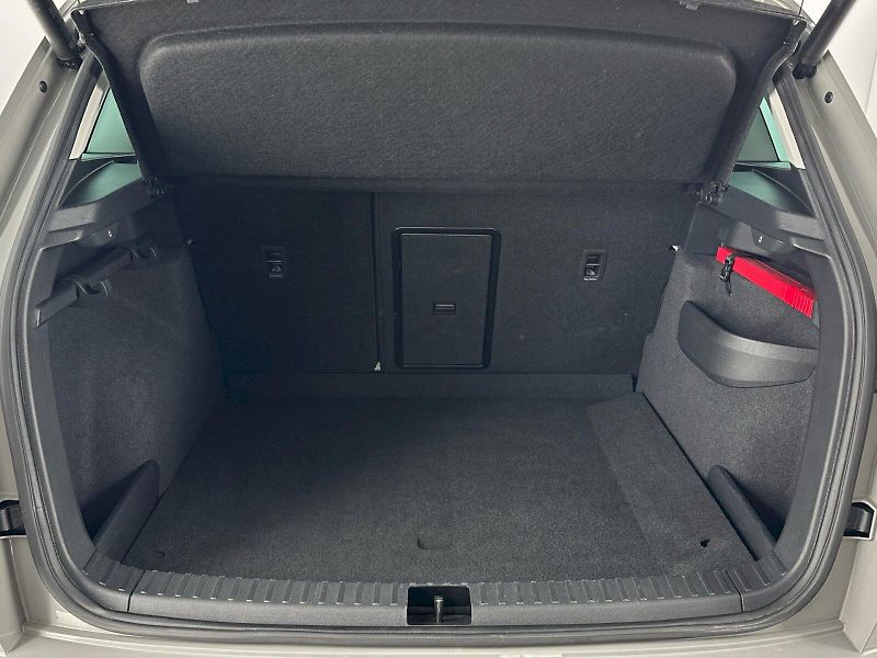 Škoda Karoq (2024) DSG 1.5TSI 110kW Selection Fre - fotka 27 z 31