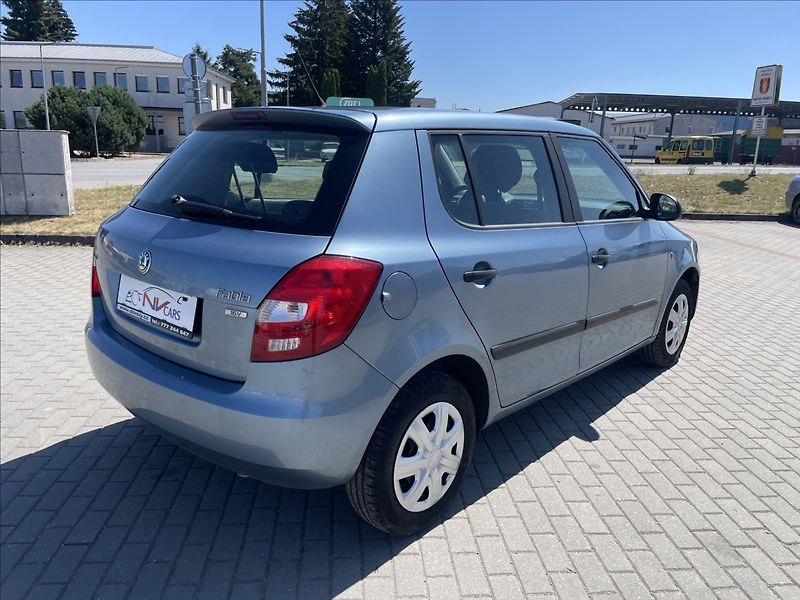 Škoda Fabia 1,4 i 16V 63kw Klima ESP Ambie - fotka 27 z 29