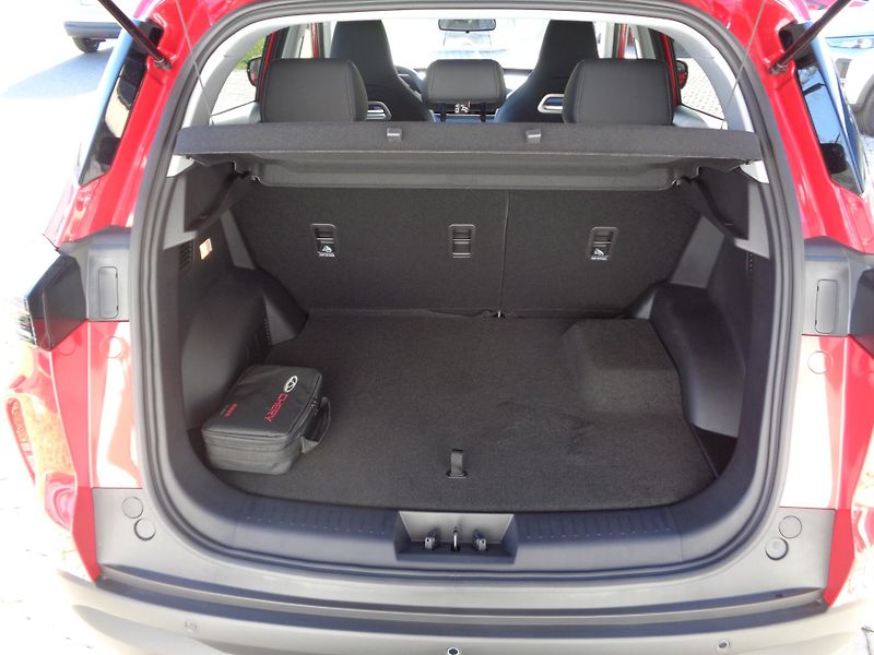 Chery Tiggo 4 HEV (2026) 1,5 HEV UNIQUE AKCE!  - fotka 16 z 25