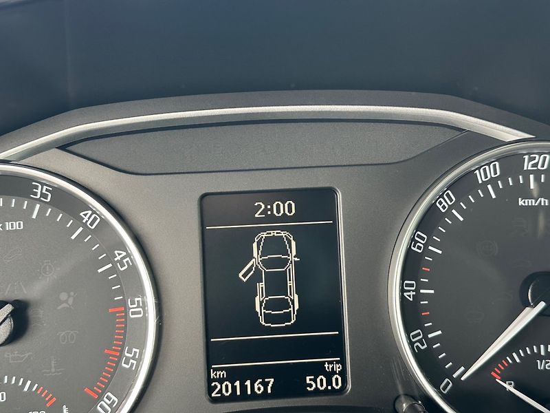 Škoda Octavia (2012) 2.0TDi NAVI, HEZKÝ STAV - fotka 10 z 14