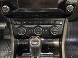 Škoda Superb (2015) 2.0 TDi 4x4, ČR, L&K, DSG - náhled 19
