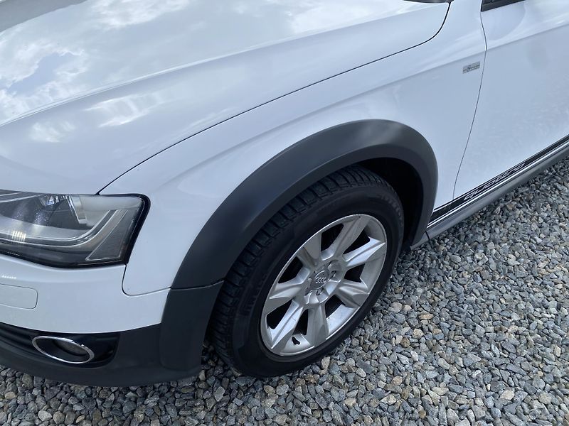 Audi A4 Allroad 2.0TDi 190PS 4x4 AUT SERVIS 1A - fotka 16 z 151