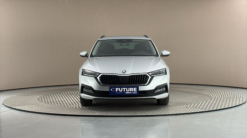 Škoda Octavia 2.0 TDI Ambition Combi - fotka 3 z 24