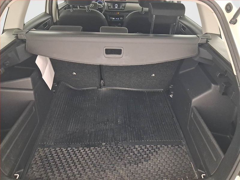 Škoda Fabia (2018) Style 1.0 TSI, Serv.kniha - fotka 14 z 24