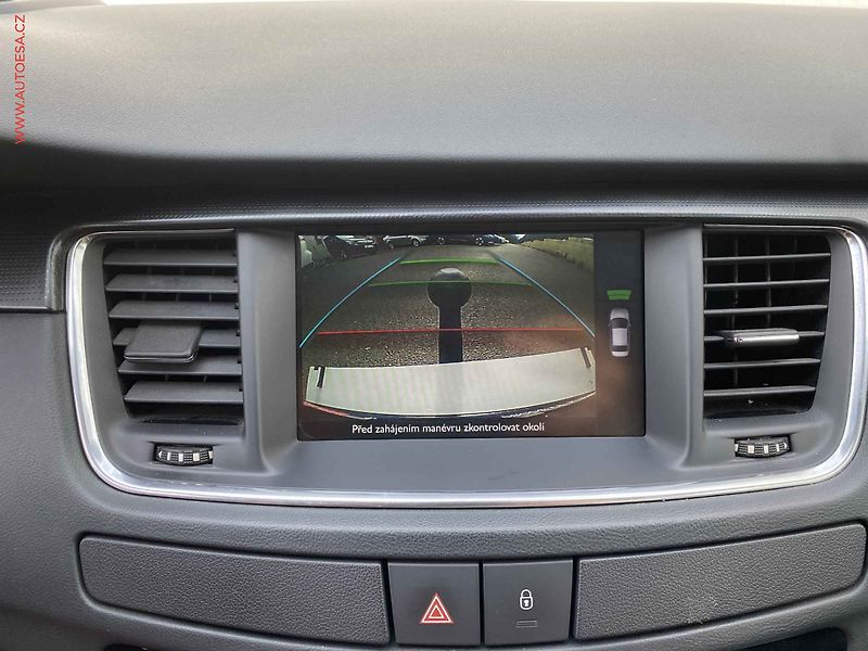 Peugeot 508 (2014) 2.0 HDi, Allure, AT, LED, TZ - fotka 17 z 18