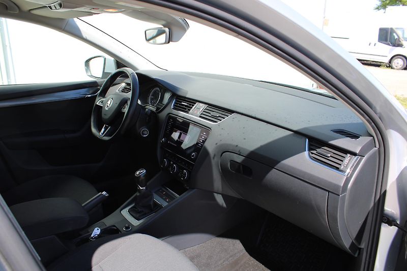 Škoda Octavia 2,0 TDI 110kw Style plus - fotka 8 z 25