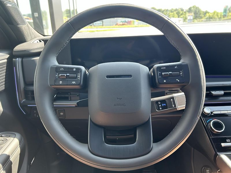 Hyundai Santa Fe 26 7S 1,6 TGDI HEV CALLIGRAPHY - fotka 32 z 44