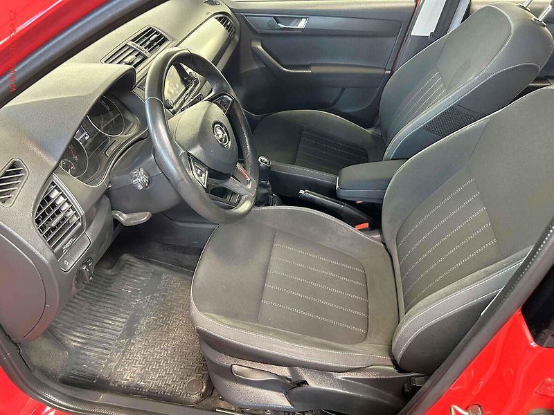 Škoda Fabia (2019) 1.0 TSi, ČR, LED, park.čidla - fotka 9 z 16