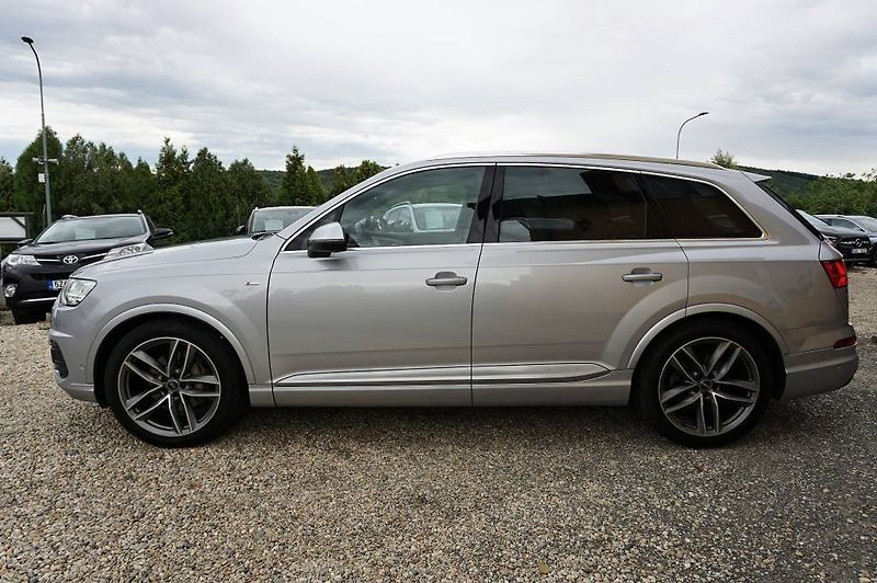 Audi Q7 (2016) S-LINE 3,0 TDI 200 kW - fotka 8 z 55
