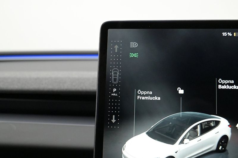 Tesla Model 3 Long Range AWD Highland - fotka 17 z 23