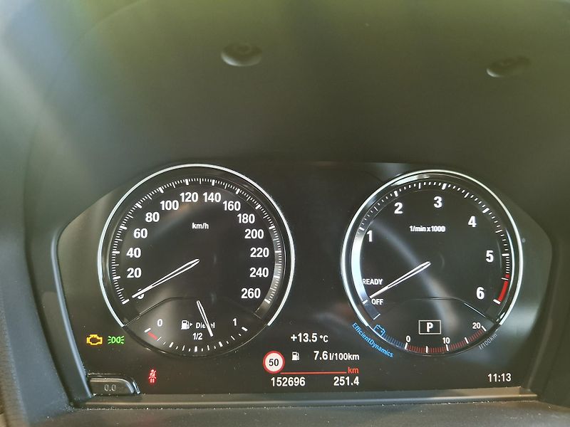 BMW X1 xDrive18d X-Line - fotka 13 z 24