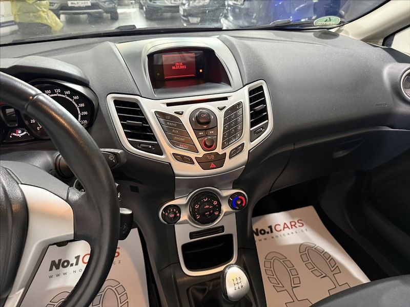 Ford Fiesta 1,2   i RS ALU VÝHŘEV NOVÁ STK - fotka 10 z 23