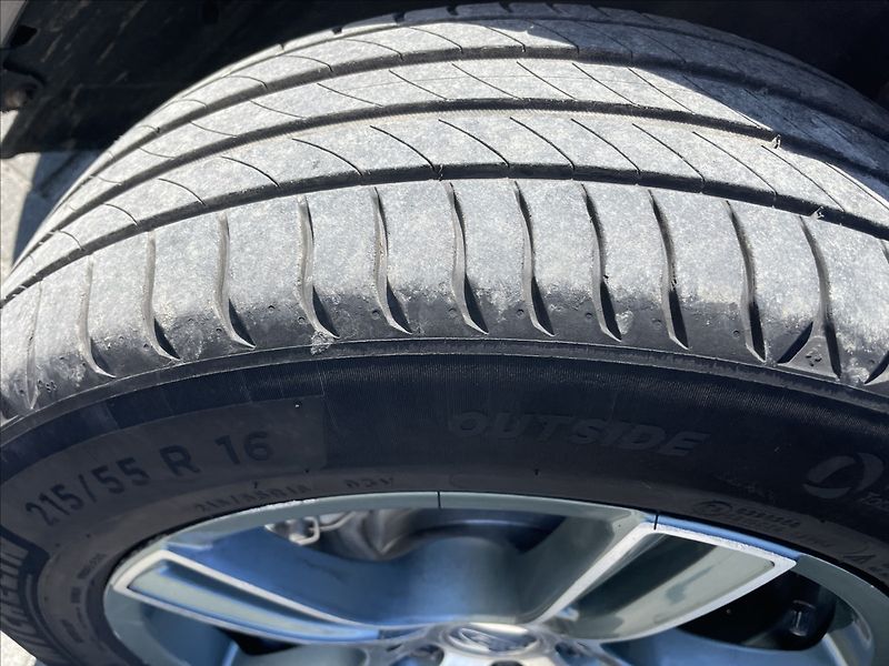 Ford Grand C-MAX 1,0 ECOBOOST 92kw CZauto Tažné - fotka 27 z 28