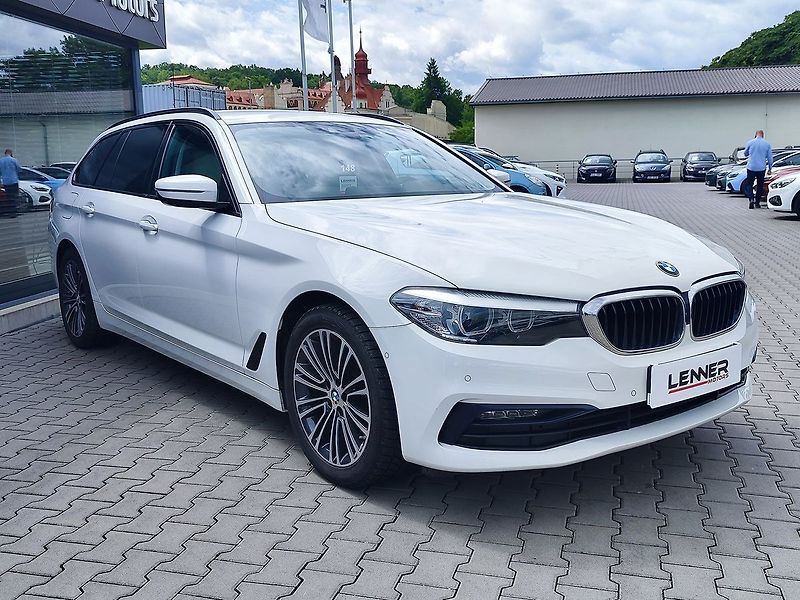 BMW Řada 5 520d/140kW Sportline - fotka 3 z 34