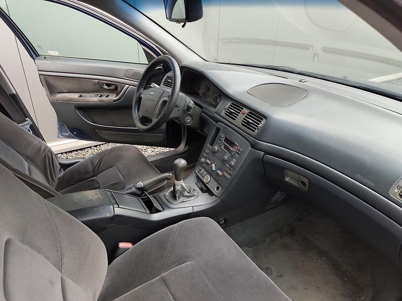 Volvo S80 - fotka 13 z 18