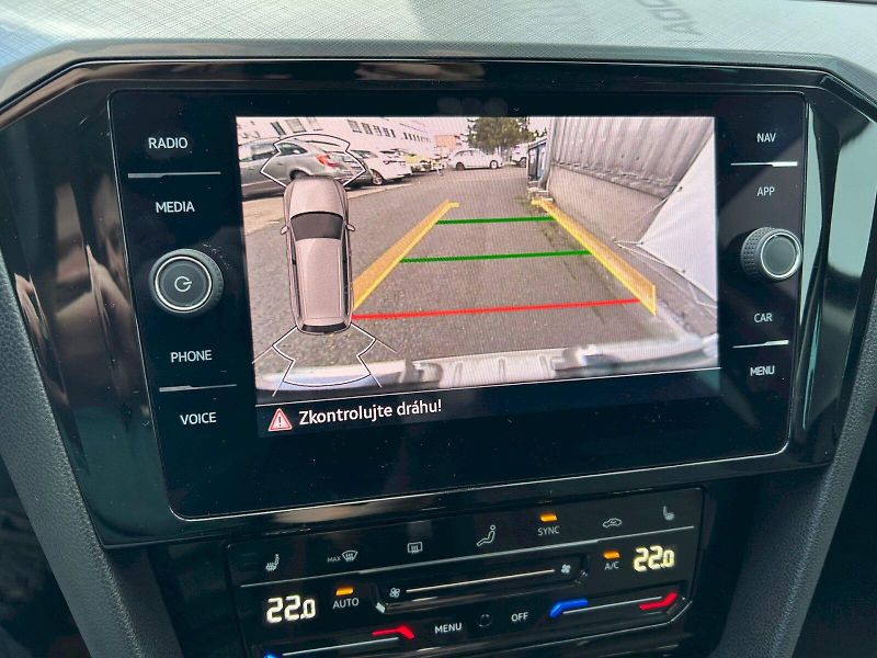 Volkswagen Passat (2021) Business 2.0 TDI 110 kW DSG Va - fotka 24 z 29