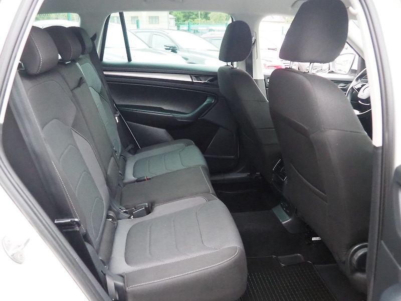 Škoda Kodiaq (2021) 2.0 TDI, 4x4, DSG - fotka 15 z 35