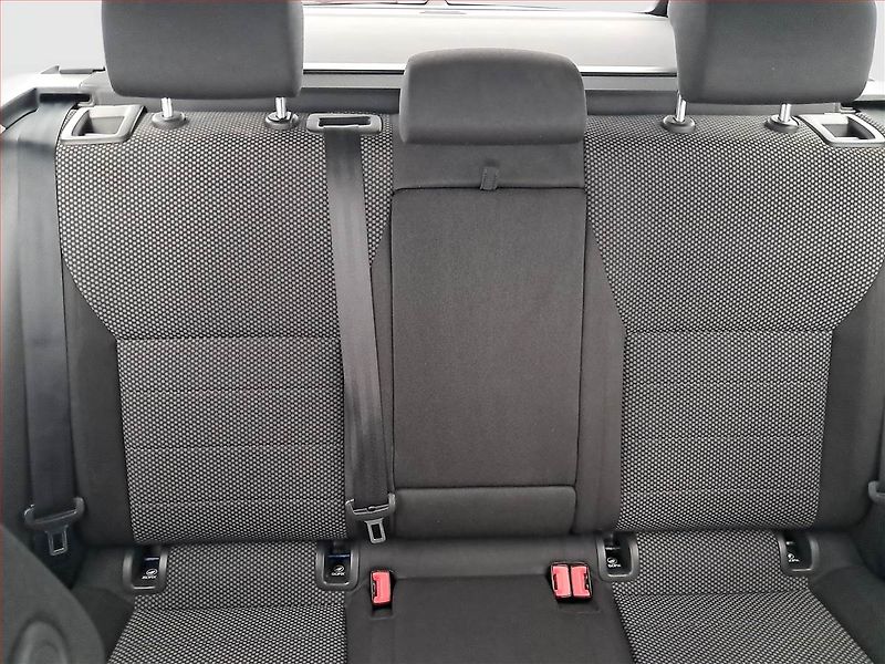 Škoda Octavia (2014) Style 1.6 TDI, Serv.kniha - fotka 10 z 16