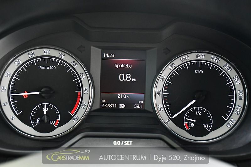 Škoda Octavia 2.0TDi STYLE EXTRA TAŽNÉ - fotka 41 z 47
