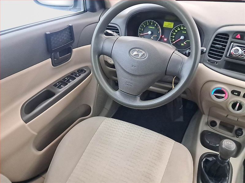 Hyundai Accent (2008) 1.4i, Serv.kniha, nová STK - fotka 7 z 16