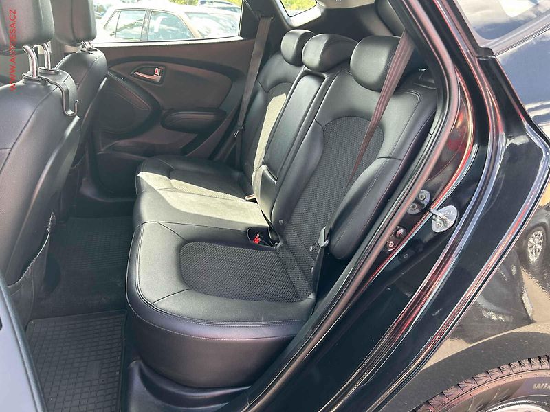 Hyundai ix35 (2010) 2.0TDCi 4x4, ČR, Bixen, AC - fotka 10 z 18