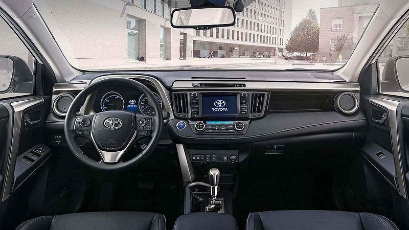 Upoutávka na novou Toyotu RAV4.