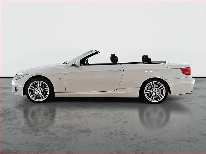 BMW Řada 3 (2010) 330 d, Automat, Kůže - fotka 3 z 21