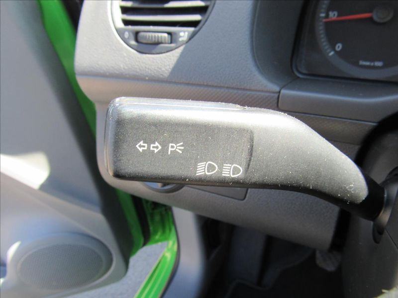 Volkswagen Caddy 1,9 TDi 77kW - fotka 17 z 23