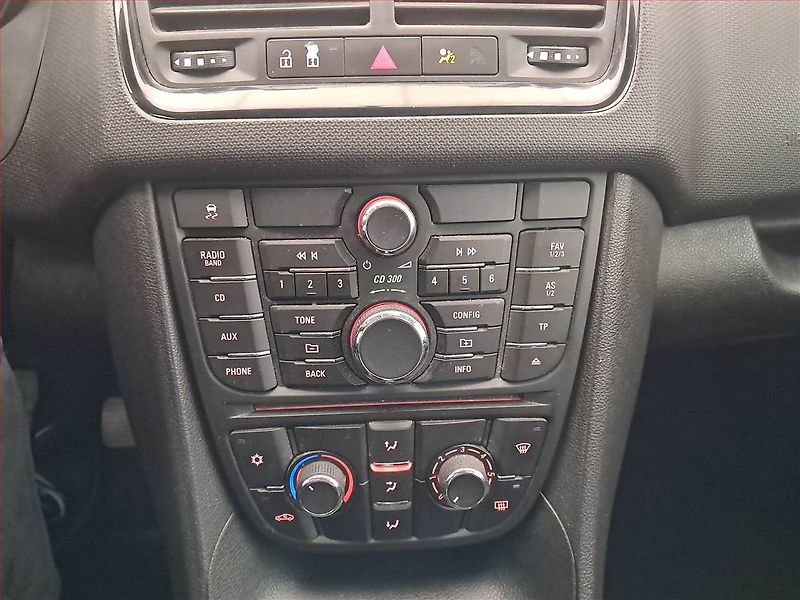 Opel Meriva (2013) 1.4 i - fotka 12 z 15