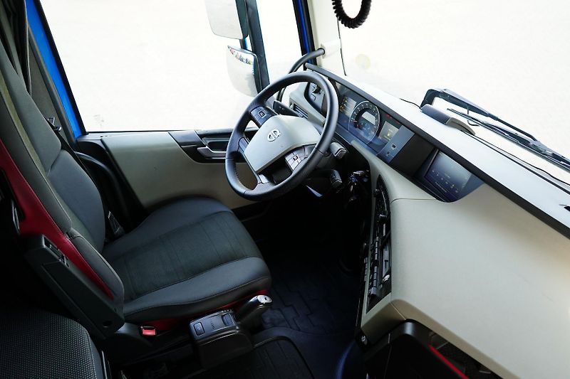 Volvo FH (2017) 500 / ACC / XL / EURO 6 / BDF  - fotka 13 z 53