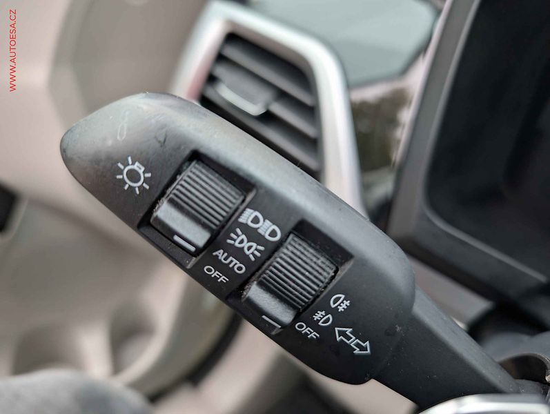 SsangYong Korando (2022) 1.5T-GDi, AT - fotka 17 z 19