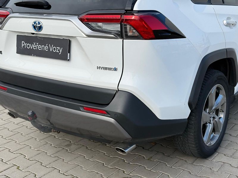 Toyota RAV4 2.5 HSD e-CVT AWD Executive Sk - fotka 30 z 30