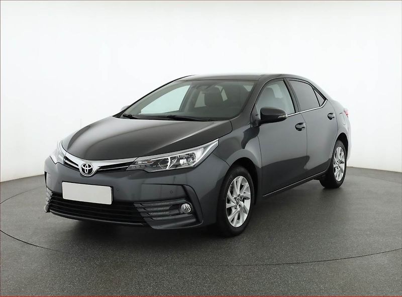 Toyota Corolla (2018) 1.6 Valvematic, Serv.kniha - fotka 2 z 17