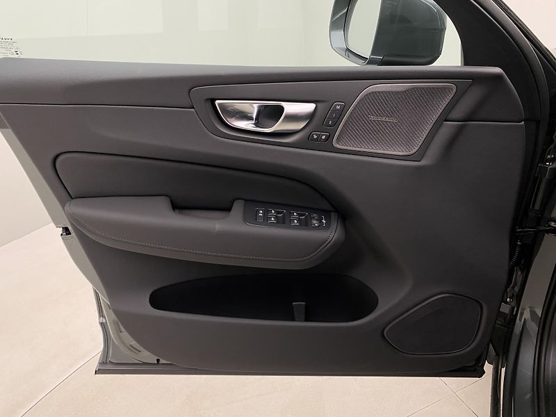 Volvo XC60 (2026) B5 AWD AUT BRIGHT PLUS  - fotka 7 z 66