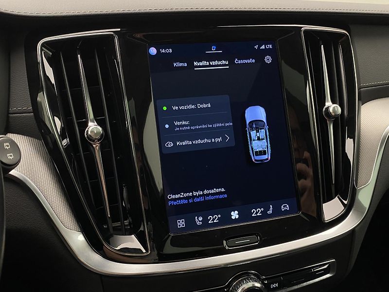 Volvo V60 T6 RECHARGE BRIGHT ULTIMATE CZ - fotka 46 z 65