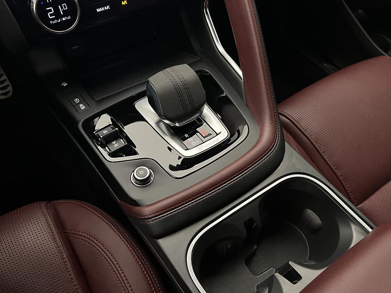 Jaguar E-Pace P200 S AWD AUT CZ - fotka 28 z 46