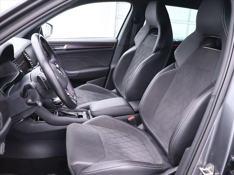 Škoda Kodiaq 2,0 TDI 147kW 4x4 CZ Sportline - fotka 11 z 44
