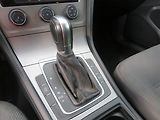 Volkswagen Golf (2016) 1.6 TDI, Automat, Serv.kniha - náhled 16