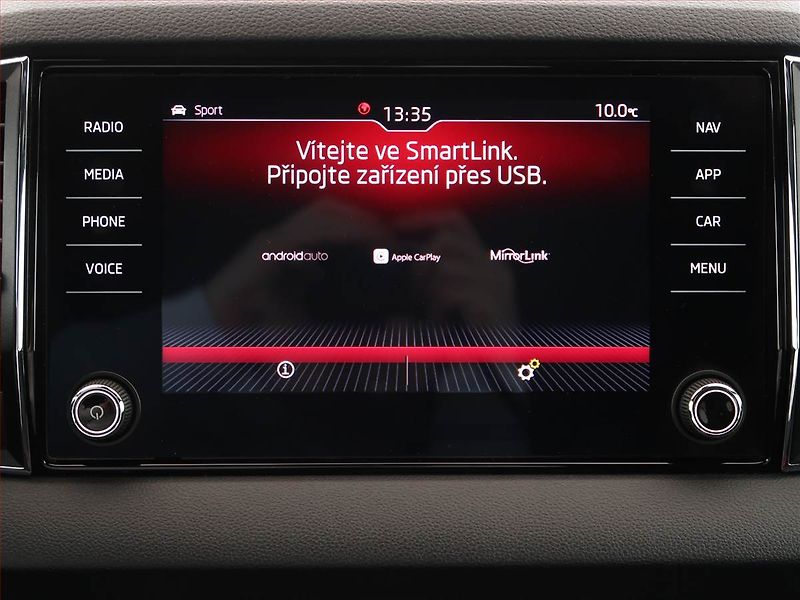 Škoda Karoq (2020) Sportline 1.5 TSI, ČR - fotka 21 z 26