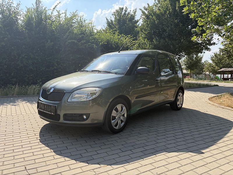 Škoda Roomster 1.6 Comfort AUTOMAT - fotka 2 z 27