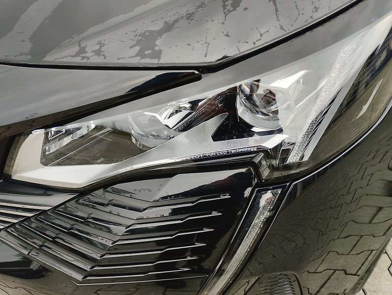 Peugeot 3008 (2021) GT 1.5 BlueHDi 130 S&S EAT8 - fotka 10 z 26