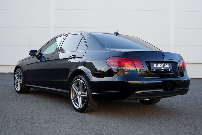 Mercedes-Benz Třídy E 200 cdi EXECUTIVE - fotka 11 z 30