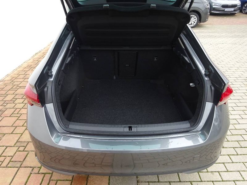 Škoda Octavia (2024) 2,0TDi /110kW Selection DSG - fotka 14 z 29