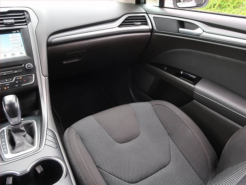 Ford Mondeo (2018) Edition 2.0 TDCI, Automat - fotka 8 z 18