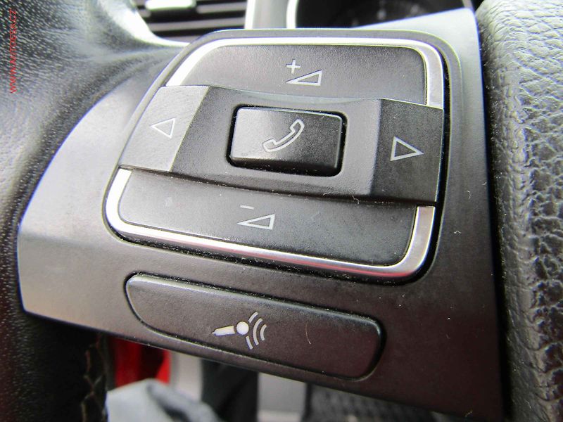 Volkswagen Golf (2011) 1.2TSi, AC, park.čidla - fotka 15 z 22