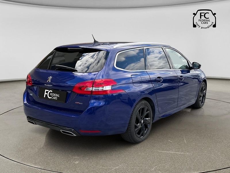 Peugeot 308 (2019) SW GT LINE 1.2 130k EAT8 - fotka 5 z 38