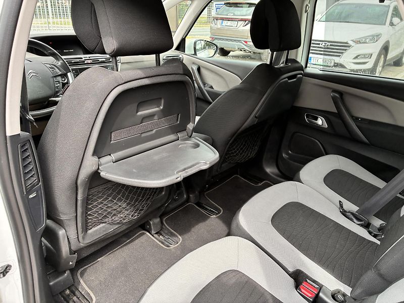 Citroën C4 Picasso 1.6HDi 85kW NAVIGACE,TAŽNÉ - fotka 15 z 30