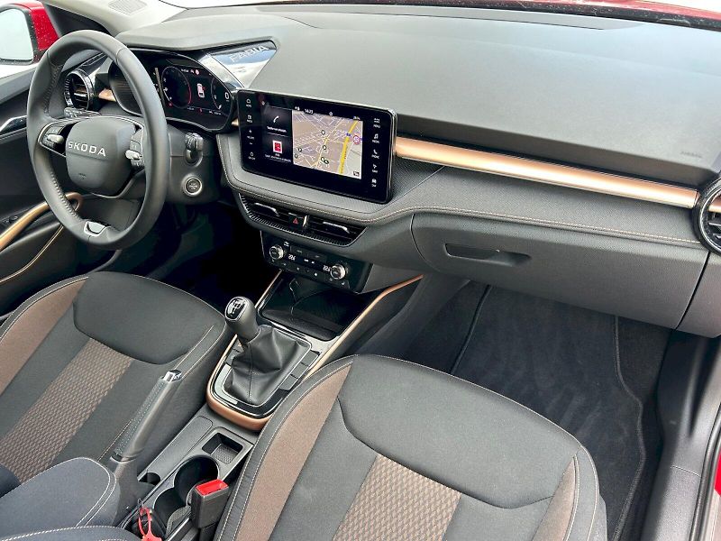 Škoda Fabia (2025) Top Selection 1.0 TSI 70 kW - fotka 14 z 30